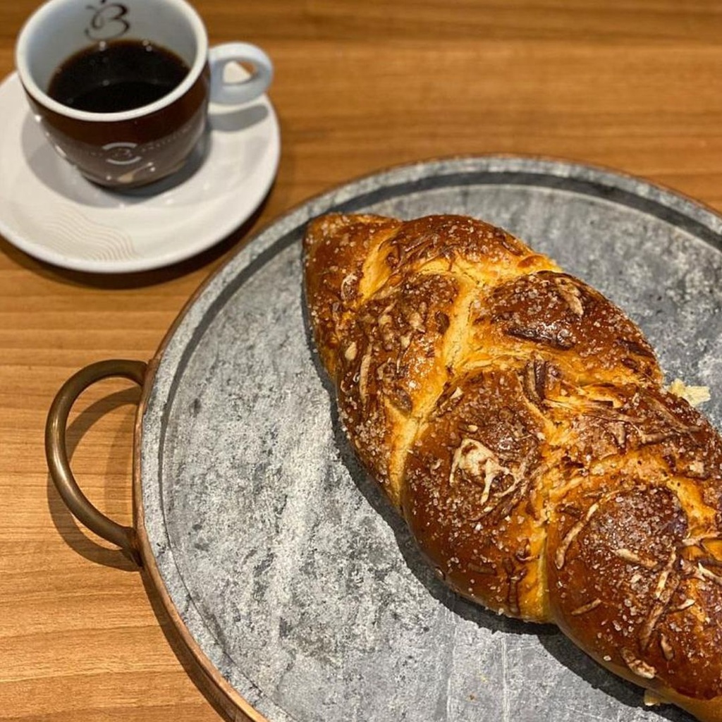 Rosca caseira com queijo