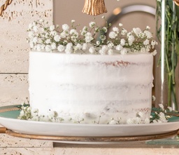 Torta Semi Naked de Abacaxi com Coco